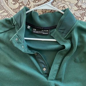 Men’s Under Armour golf pullover